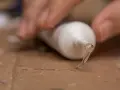 Jak zmyć super glue z blatu bez uszkodzenia powierzchni?