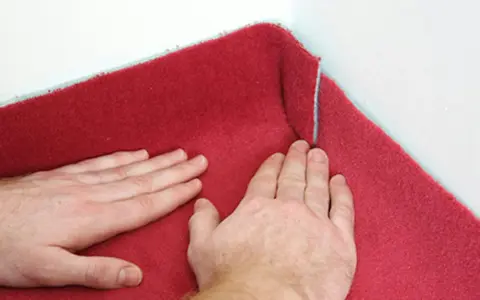 Jak zerwać wykładzinę dywanową bez zbędnego wysiłku i frustracji